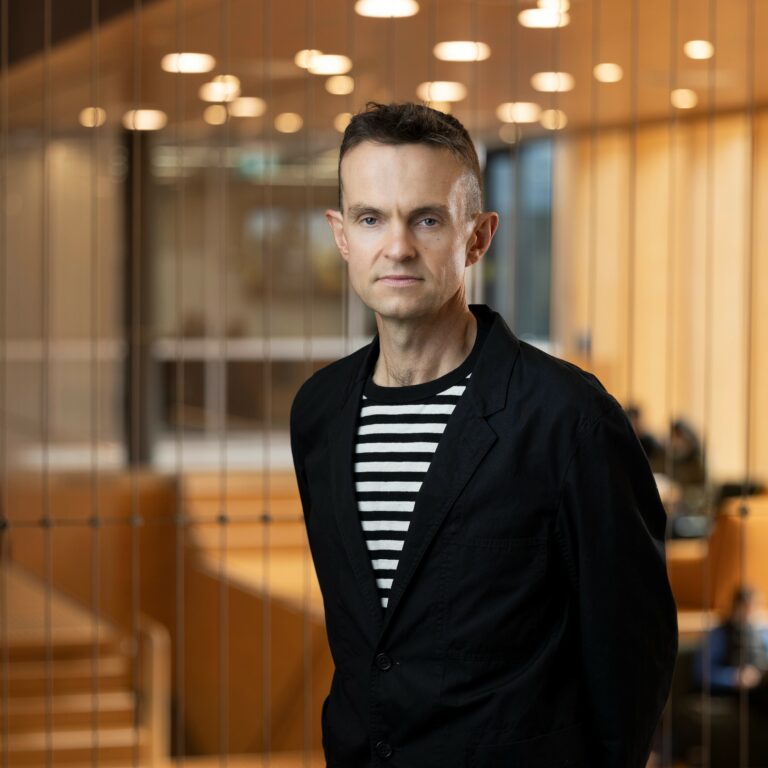 <strong><strong>Prof. Neil Selwyn</strong></strong>, Professor an der Monash University in Melbourne