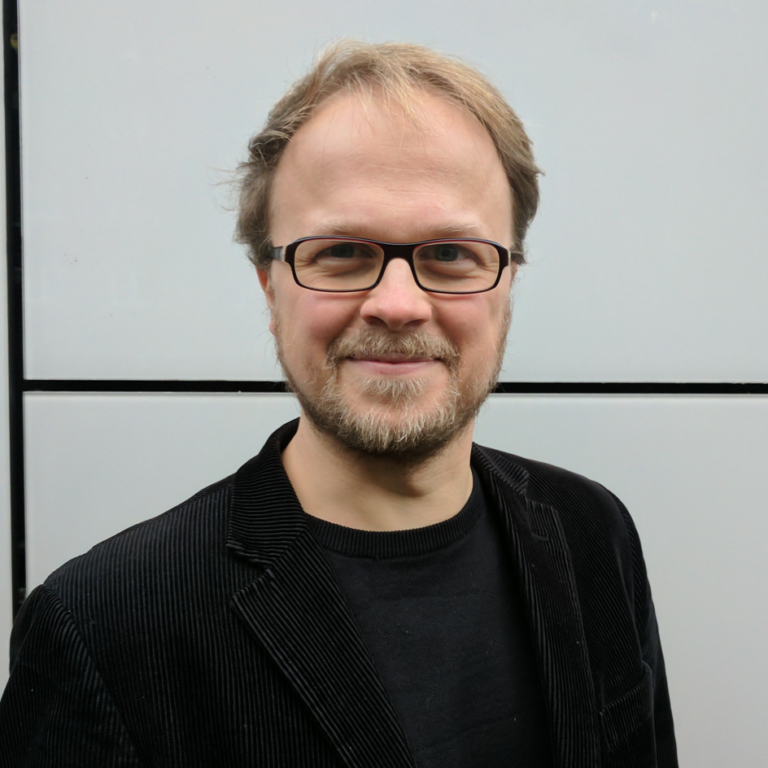 Jöran Muuß-Merholz,  Experte im Themenbereich offenes and progressives Lernen und Arbeiten und Teil der Agentur „J&K – Jöran und Konsorten“ 