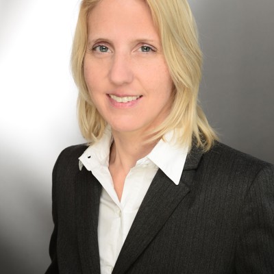 Petra Breidenbach, Prof. Dr. Petra Breidenbach/ Professor for Empirical & Market Research, Statistics, ELearning & Digitalization at the University of Applied Management
