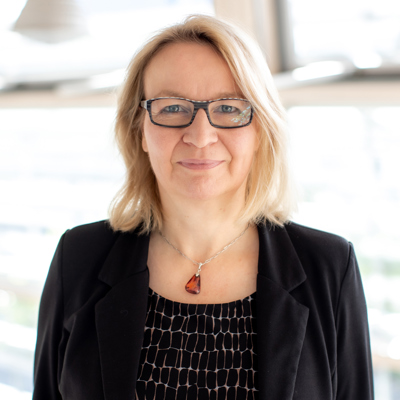 Meike Töllner, Professorin an der Technische Hochschule Rosenheim - Fakultät für Holztechnik und Bau