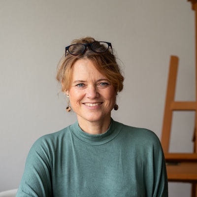 Nicola Gast, Sigmund Freud Privatuniversität, Dozentin Kunsttherapie