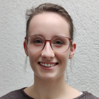 Lea Apitz, Midwife B.Sc. | Student of Applied Health Sciences M.Sc. | Founder hebammenwiki