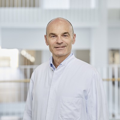 Uwe Martens, Klinikleiter und Krebsforscher